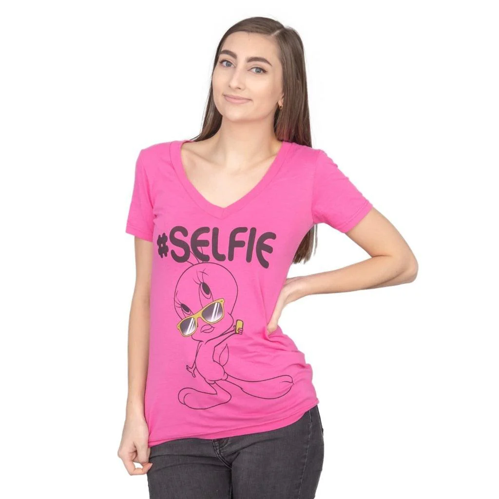 Looney Tunes Tweety #Selfie T-Shirt - Image 4