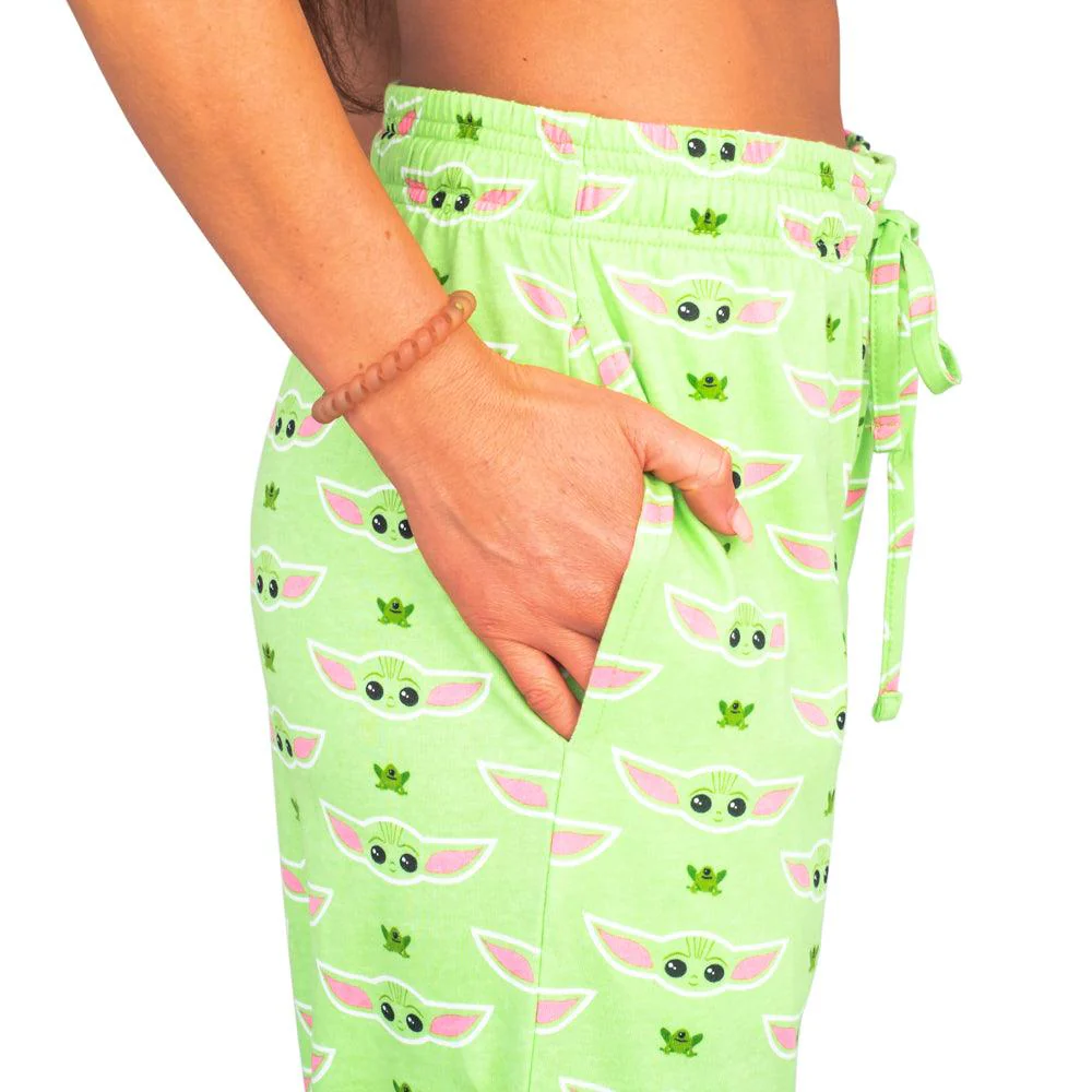 Star Wars Baby Yoda and Frogs Pajamas Green Lounge Pants - Image 5